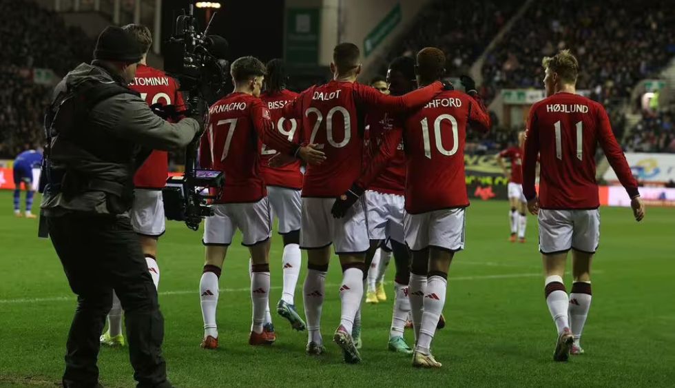 Man Utd beat Wigan in the FA Cup third round