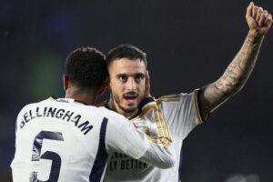 Joselu scored his sixth and seventh goals of the season as Real Madrid moved back to the top of La Liga