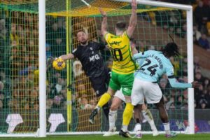 Ashley Barnes' early header helped Norwich stretch their unbeaten record at Carrow Road to eight league matches