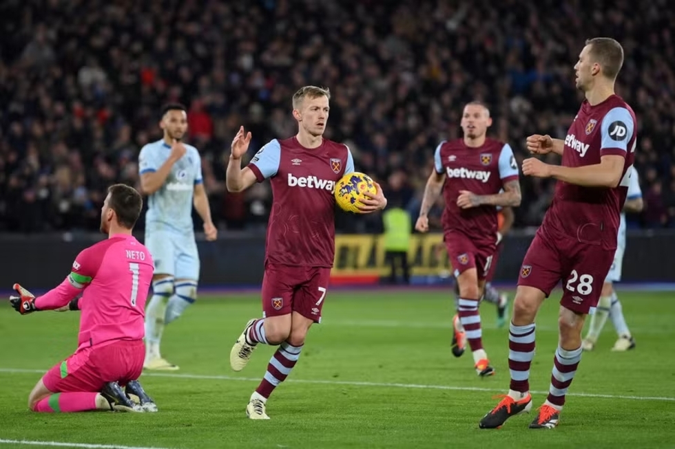 James Ward-Prowse of West Ham United celebrates scoring