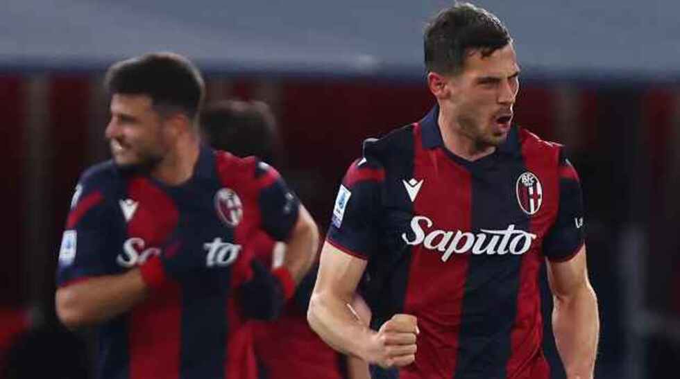 Remo Freuler of Bologna FC celebrates after scoring his team's second goal during the Serie A TIM match between Bologna FC and Hellas Verona FC - Serie A TIM at Stadio Renato Dall'Ara on February 23, 2024.