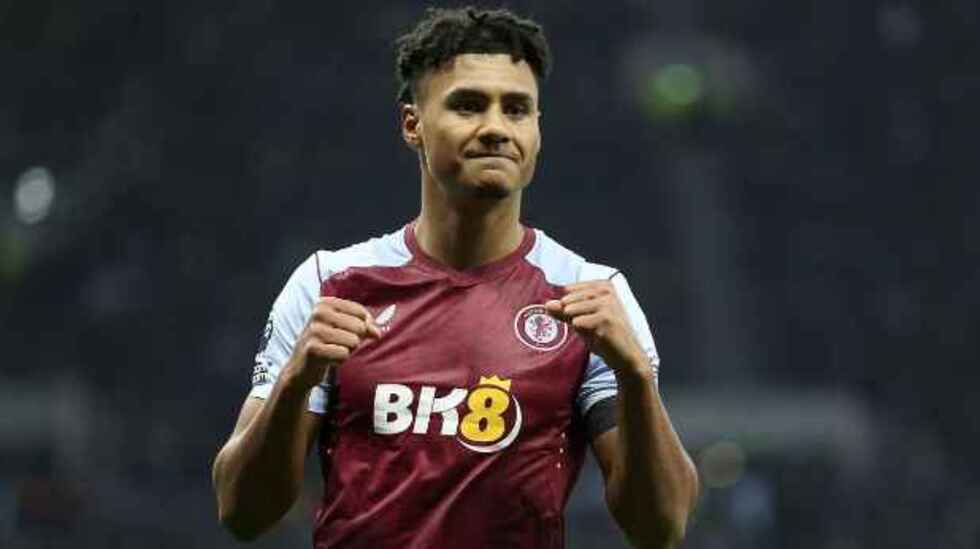 Ollie Watkins of Aston Villa celebrate 2nd goal during the Premier League match between Tottenham Hotspur and Aston Villa at Tottenham Hotspur Stadium on November 26, 2023 in London, United Kingdom.