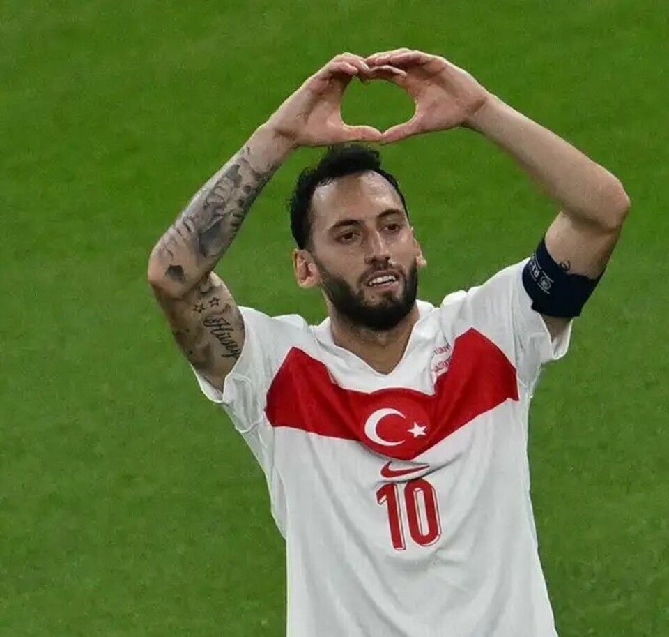 Hakan Calhanoglu